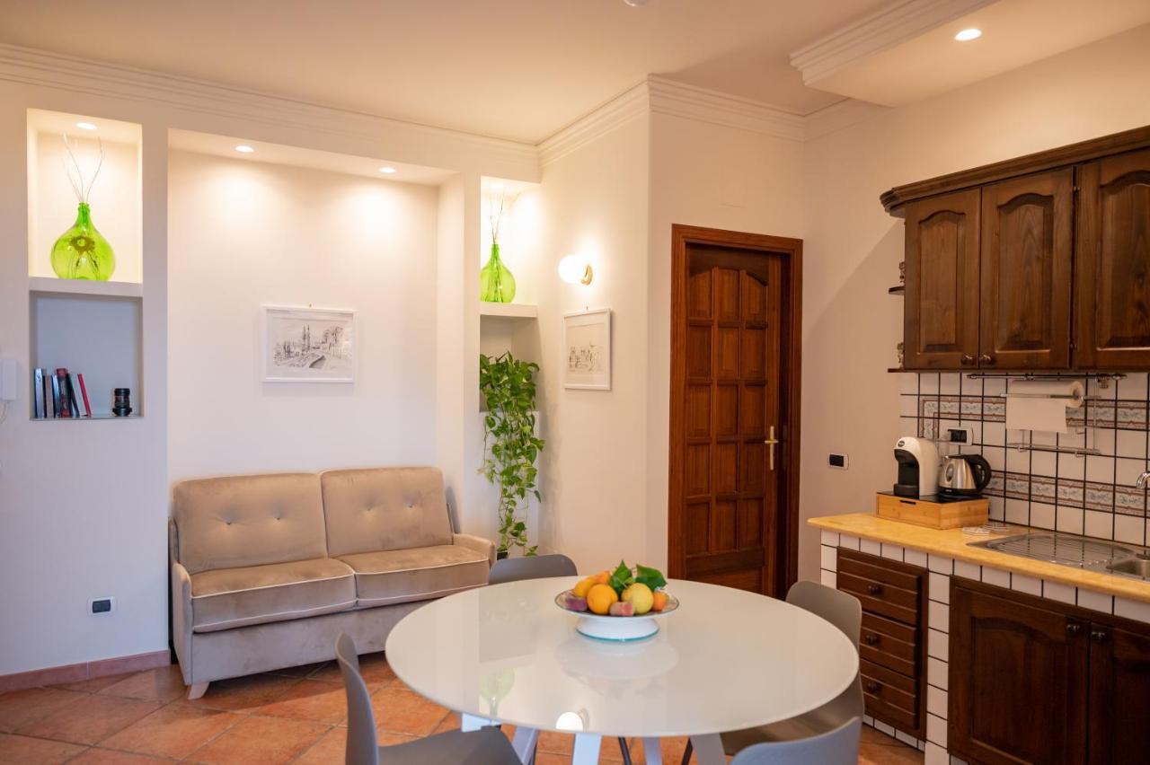 Donna Franca Apartment ตาออร์มินา ภายนอก รูปภาพ